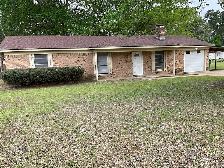 2 Ouida Cir — Photo 1