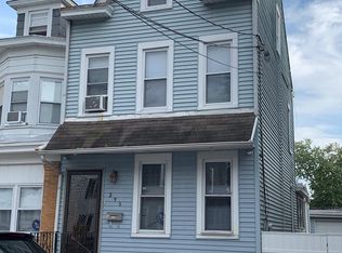 395 Hewitt St, Trenton, NJ 08611