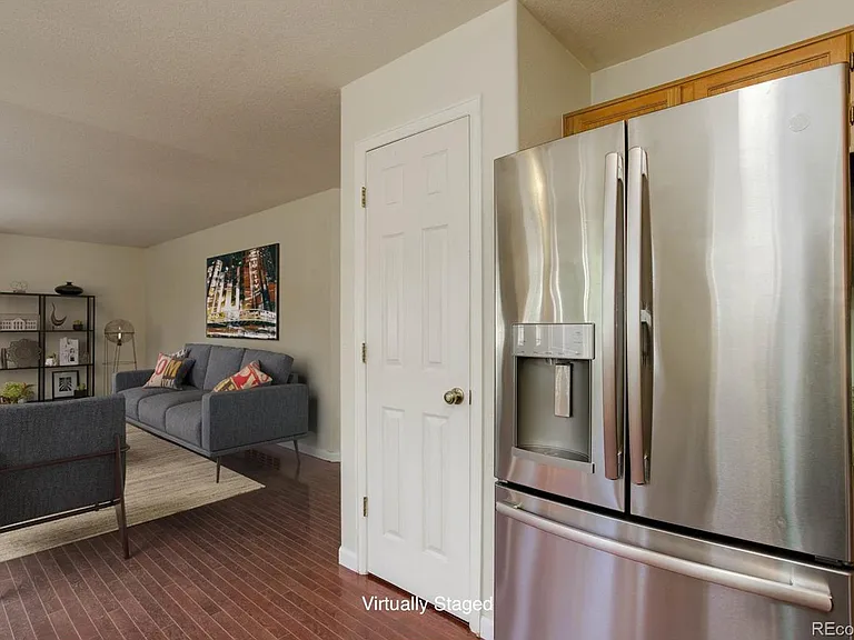 1328 Amherst St — Photo 17