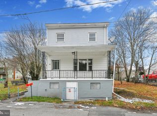 89 Water St, Cumbola, PA 17930