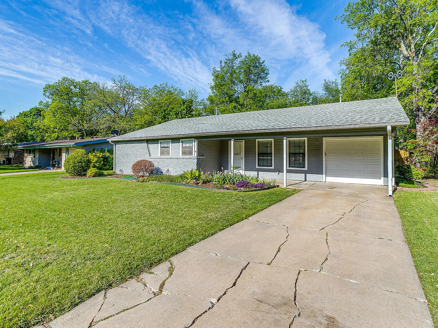 3 bed, 1904 sqft, $2,250 — Photo 3
