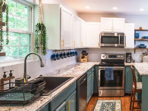 205 Star Ridge Rd, Canton, NC 28716