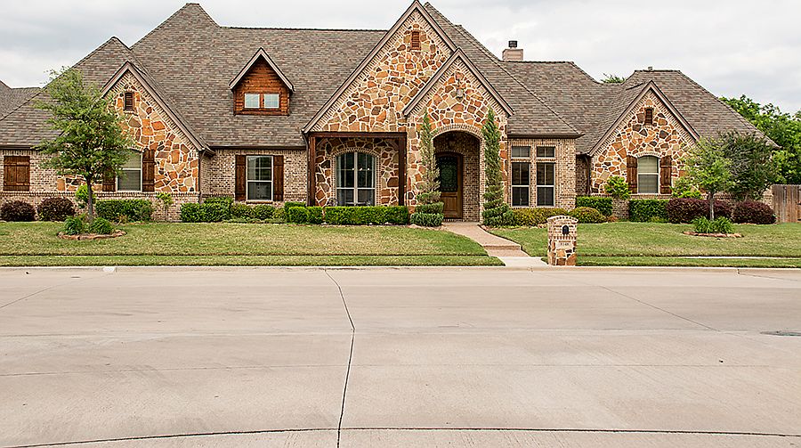 1st image of 8148 Shadywood Ln