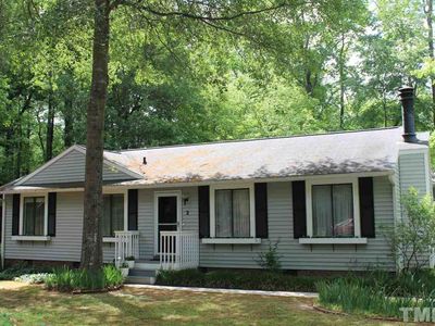 2 Meadhall Ct, Durham, NC, 27713