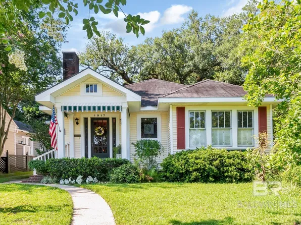 1917 Clearmont St, Mobile, AL 36606