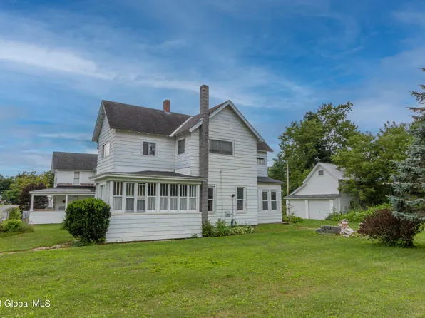 12 Green Street, Mayfield, NY 12117