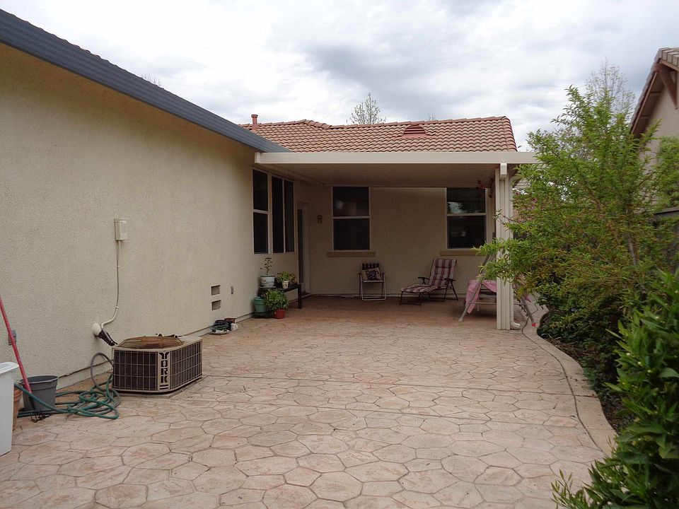 2nd image of 2326 Bay Horse Ln