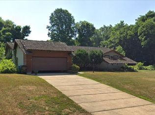 114 Old Wagon Rd, Middletown, NJ 07748