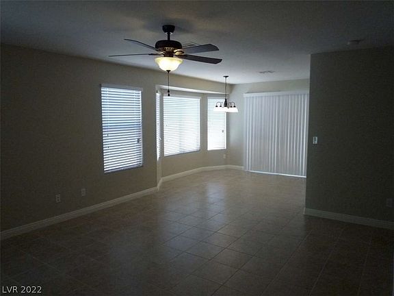 3rd image of 10212 Arlington Abby St #0