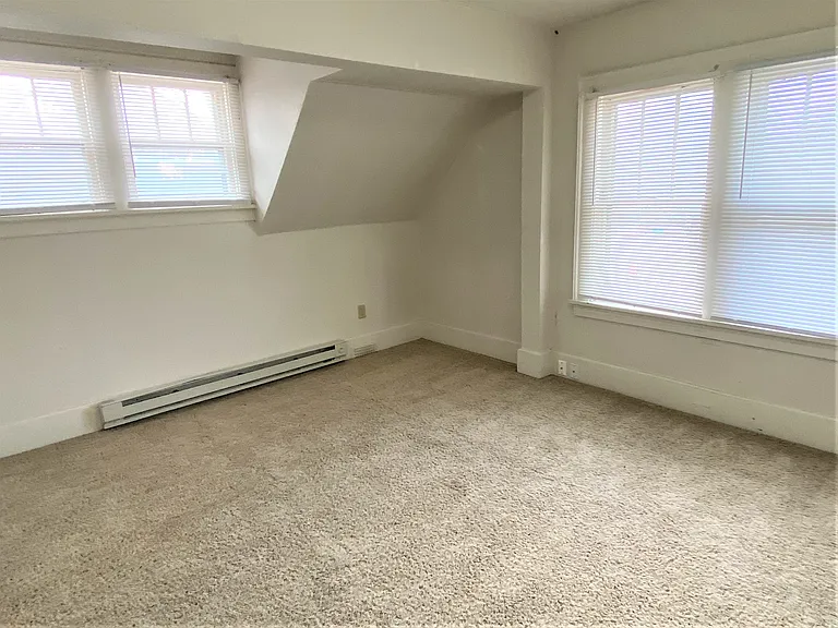 820 7th St S #5 — Photo 10