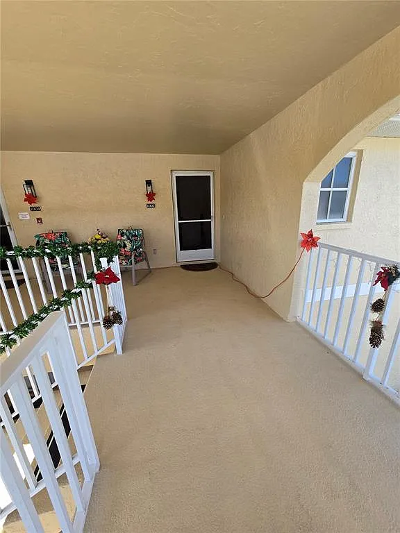 5800 Sabal Trace Dr — Photo 2