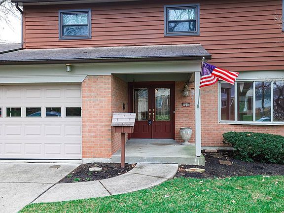 3rd image of 9265 Axminster Dr