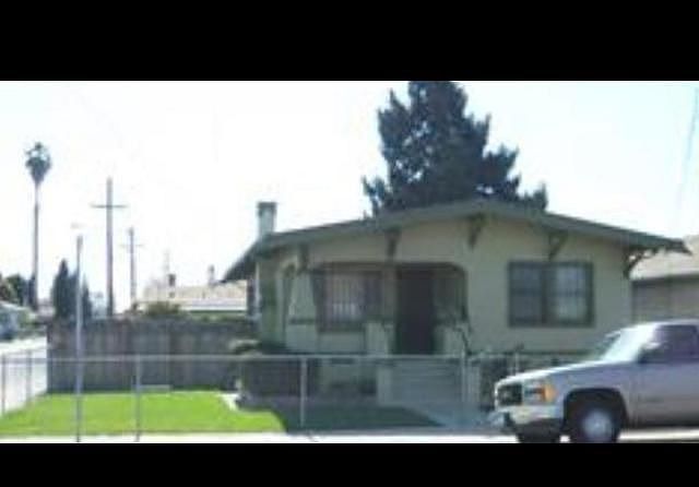 2nd image of 1136 103rd Ave