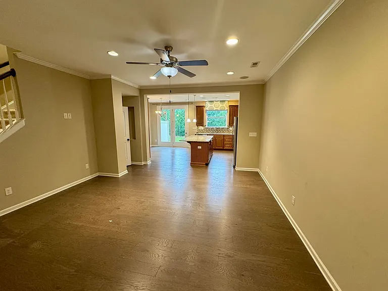 9623 Glenburn Ln — Photo 4