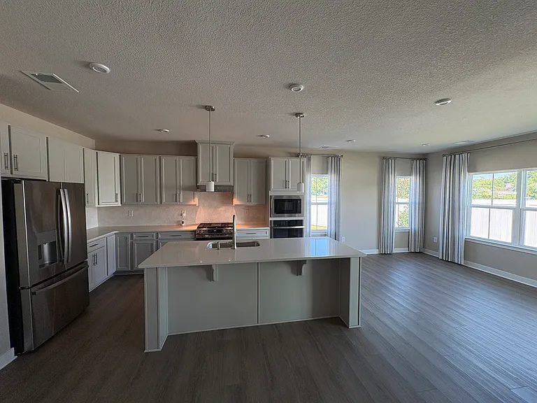 Kitchen with Eating Area