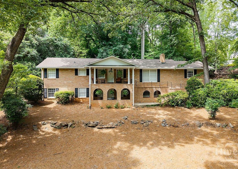 1st image of 530 Westview Drive