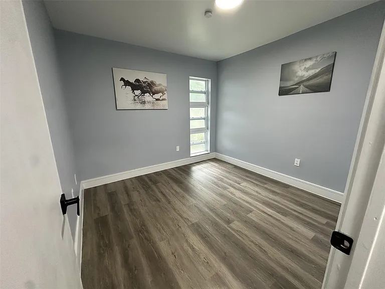 814 SW 12th Pl — Photo 13