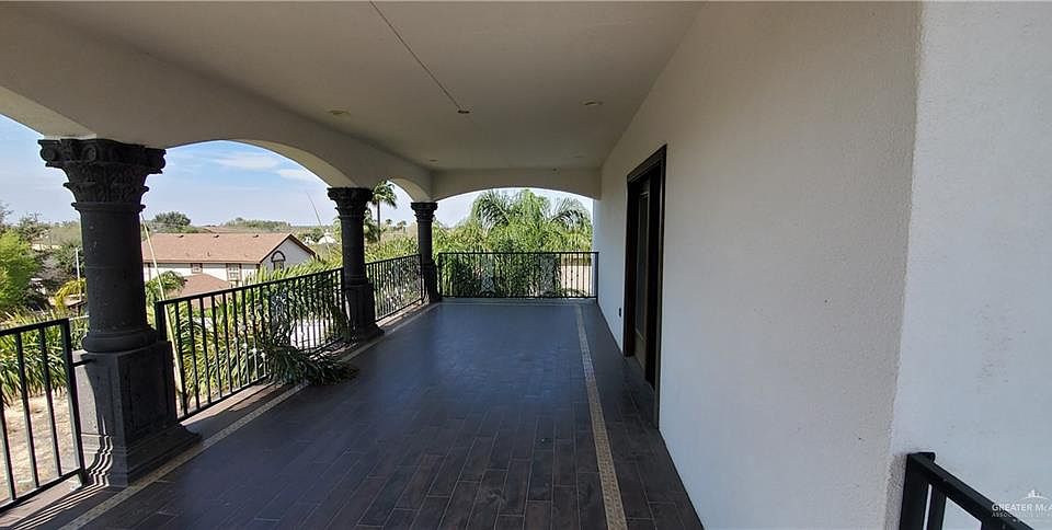 2nd image of 3906 Calle Mazatlan