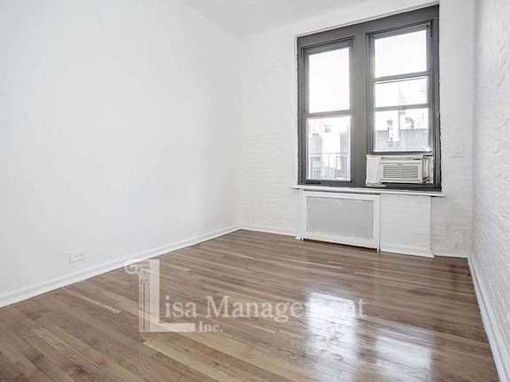 5th image of 321 E 69th St APT 4H