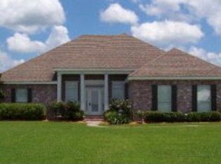 235 Myrtle Grove Dr, Houma, LA 70360