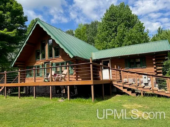 11039 N Section 12 Rd, Ironwood, MI 49938