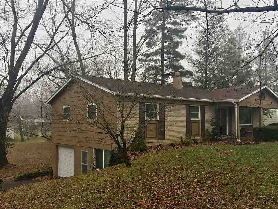 1st image of 3753 Oak Leaf Dr