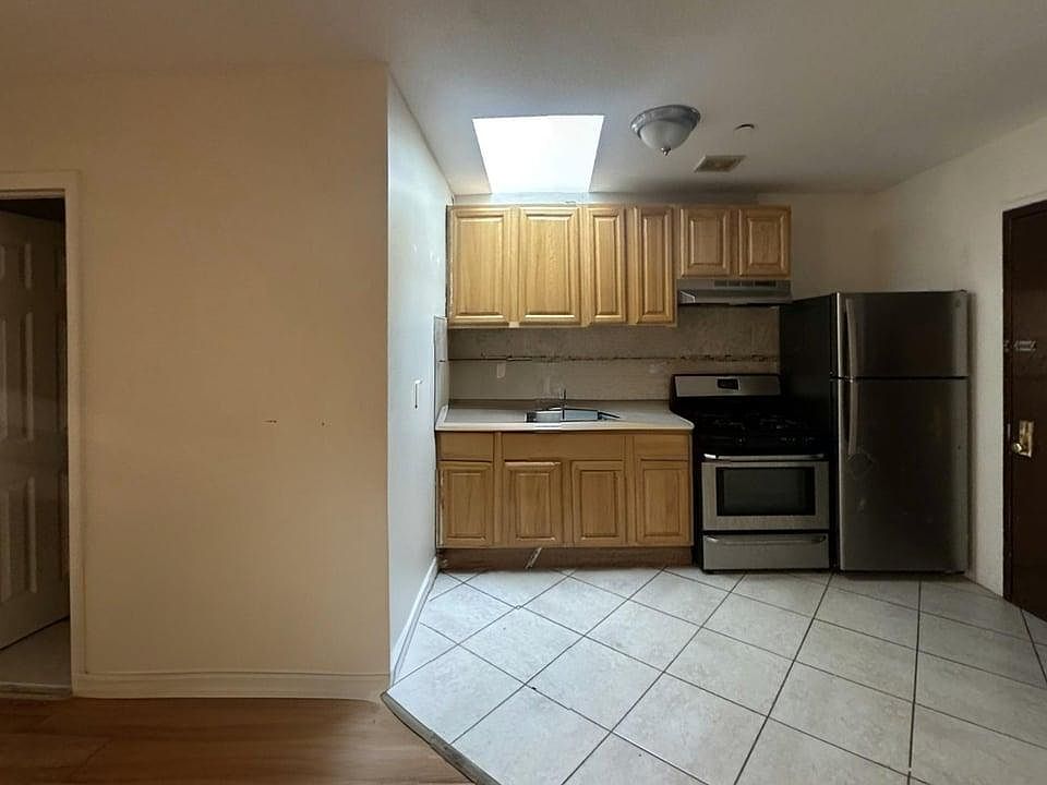 1st image of 683 Flatbush Ave #3R