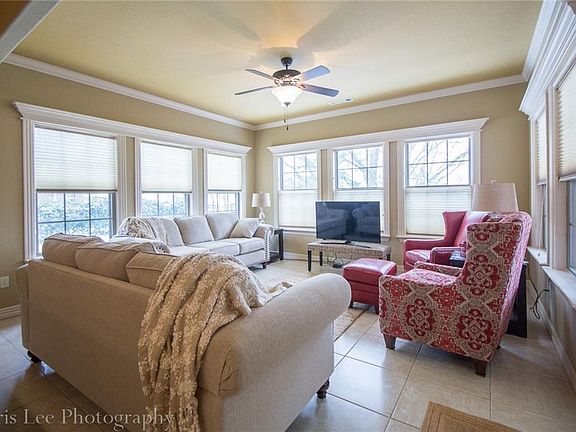 5th image of 1915 S Cherry Hills Dr