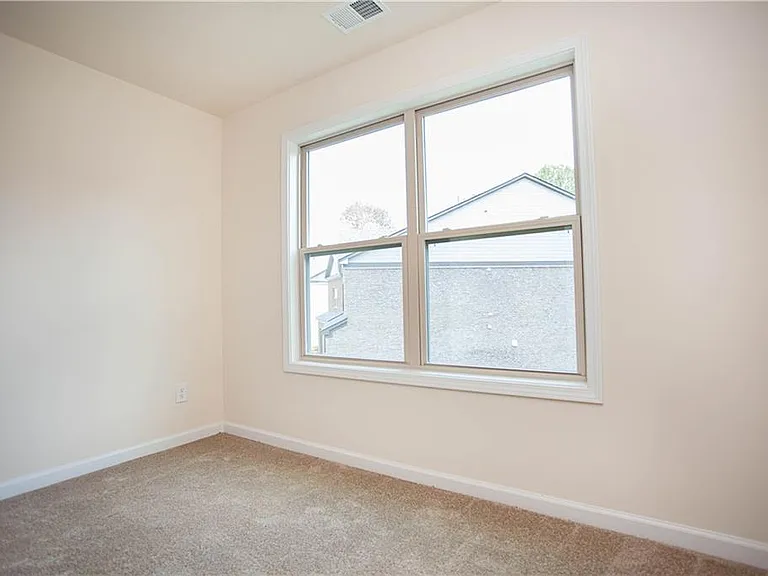 4505 Almanor Cir — Photo 24