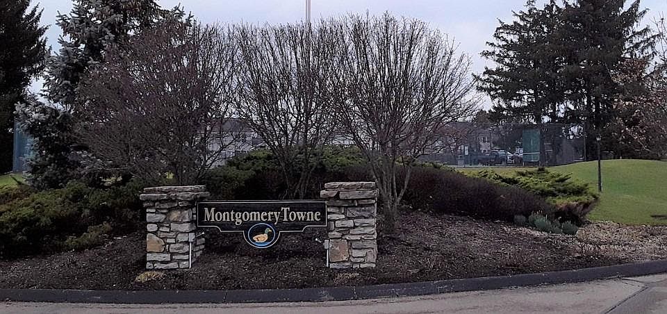 1st image of 10907 Barrington Ct