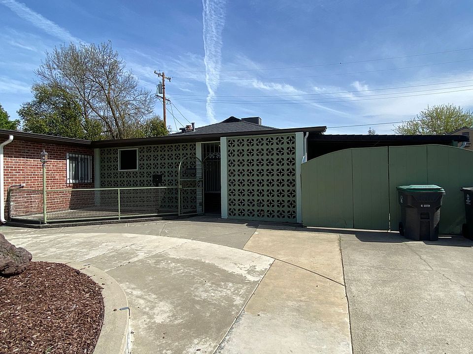 1st image of 3028 W Mendocino Ave