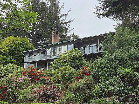 2nd image of 116 Ridge Crest Rd