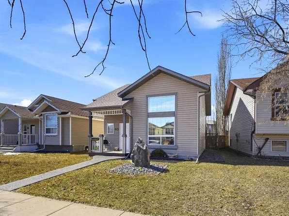 116 E Kentwood Dr, Red Deer, AB T4P 4C4