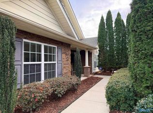 55 Moore Farm Cir NW #55, Huntsville, AL 35806