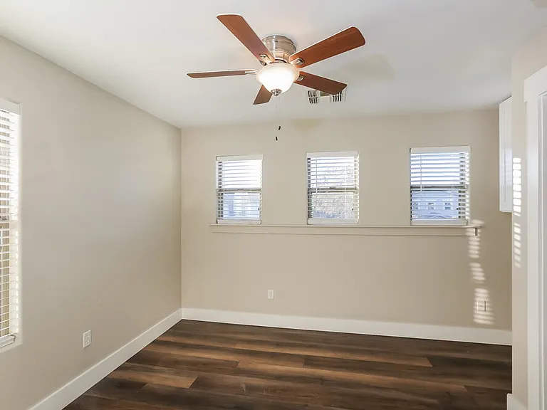 21118 E Stonecrest Dr — Photo 11