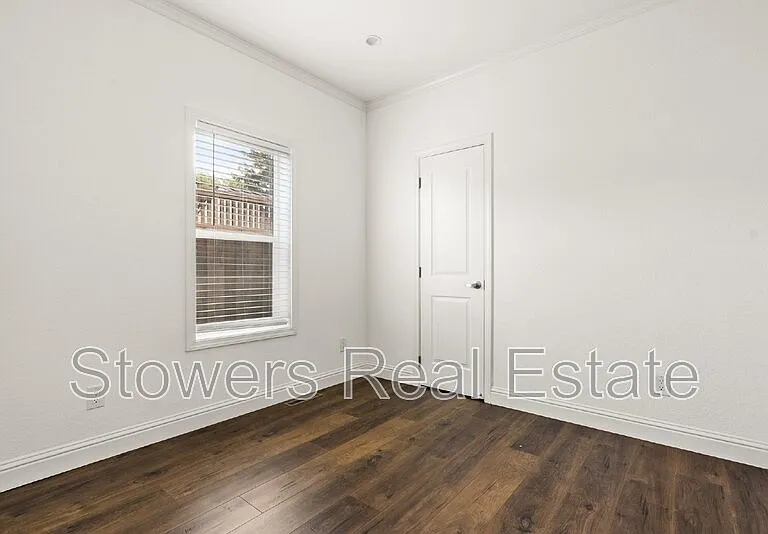 144 Larkwood Cir — Photo 9