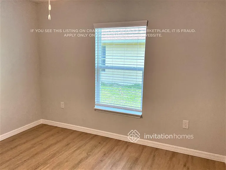 542 Fort Pierce St SW — Photo 8
