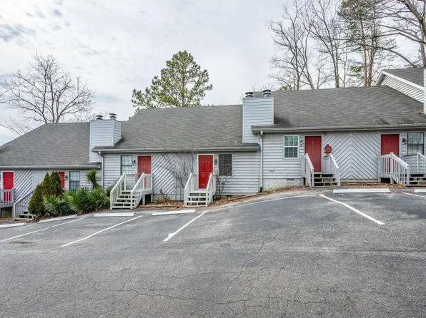 Amberwood Chalet: Modern Comfort in Chattanooga, 121 Goodson Ave APT F, Chattanooga, TN 37405