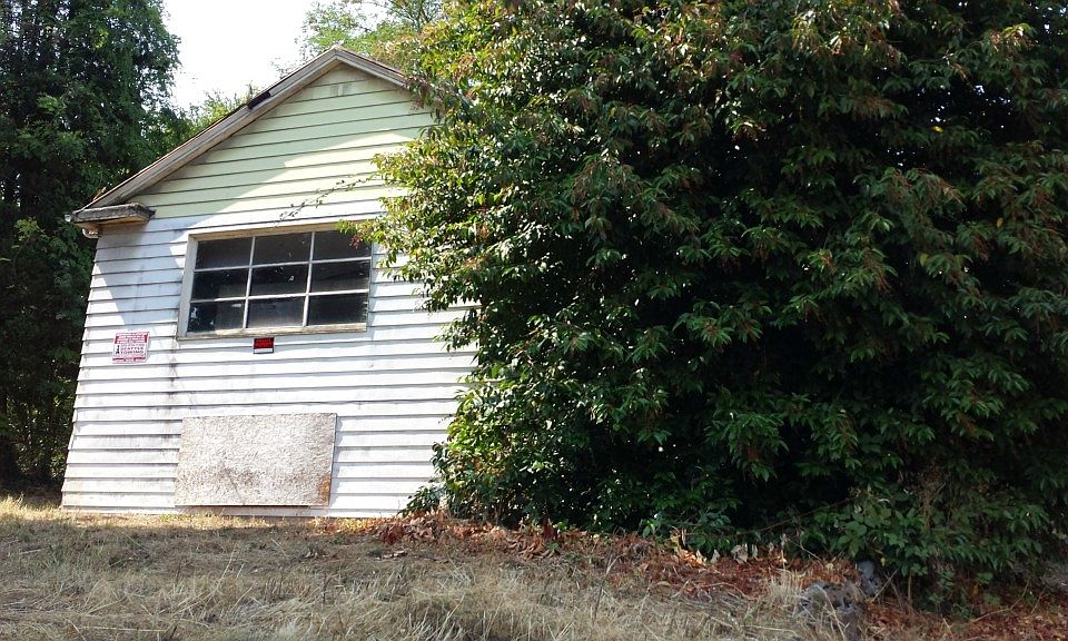 1st image of 12251 Des Moines Memorial Dr S