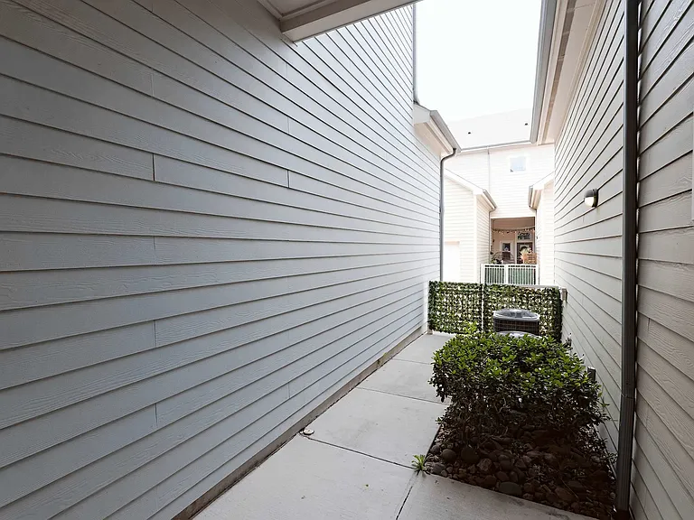 The District At Cypress Waters - Parson's Green — Photo 1681
