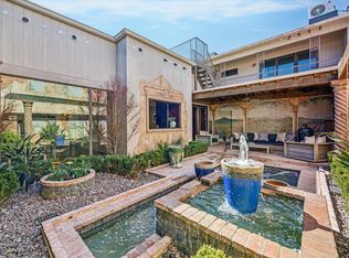 2102 Canongate Dr, Houston, TX 77056