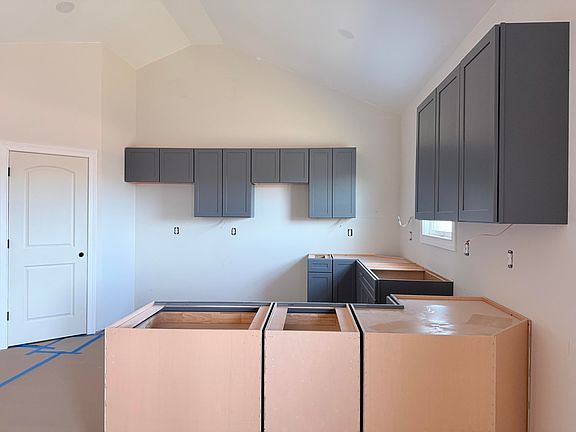 2nd image of 103 Linzi Way