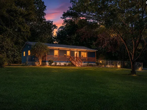 1045 Hopewell Church Rd, Irmo, SC 29063