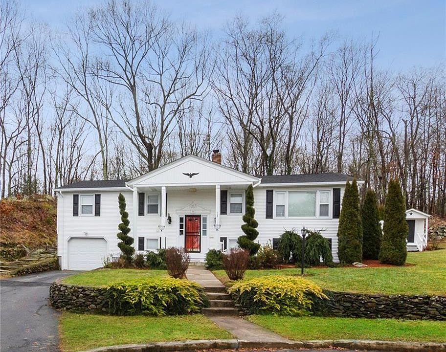 1st image of 12 Brookwood Dr