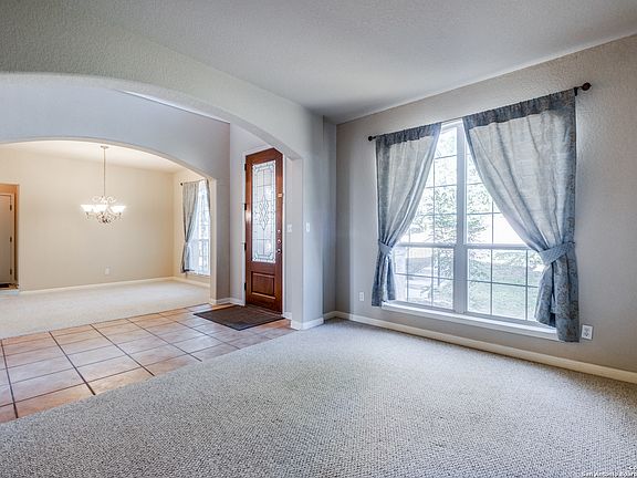 4th image of 22315 COVELLA CT