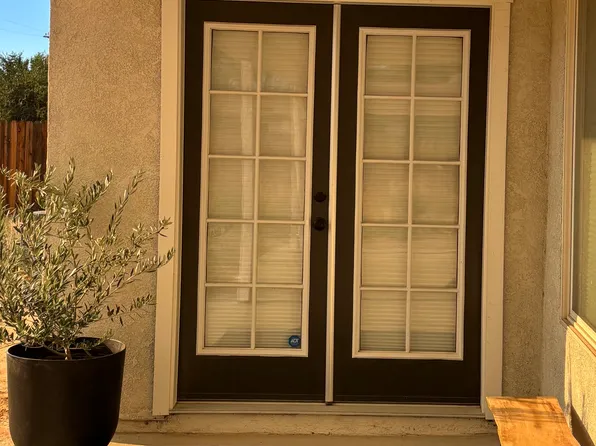 13210 Kiowa Rd #1, Apple Valley, CA 92308