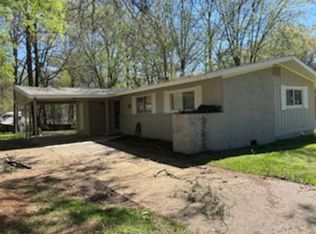 2846 Marydale Dr, Jackson, MS 39212