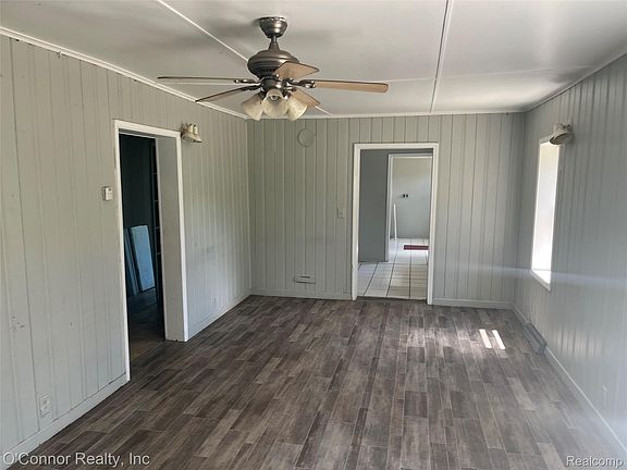 3rd image of 1908 Range Rd