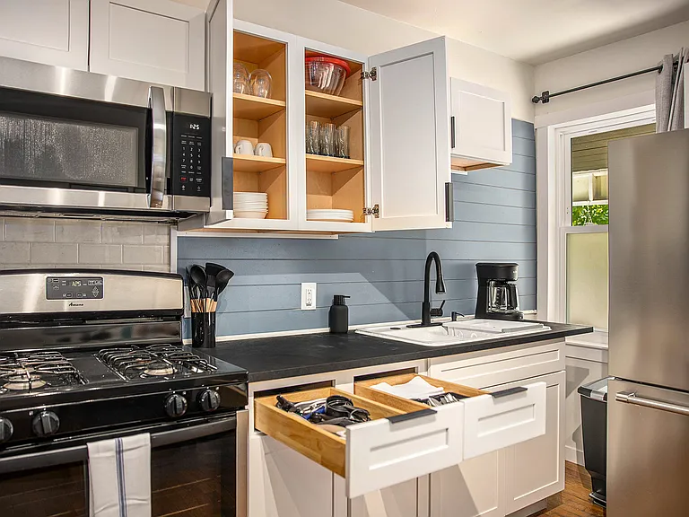 37 Gold Ave NW #1 — Photo 17