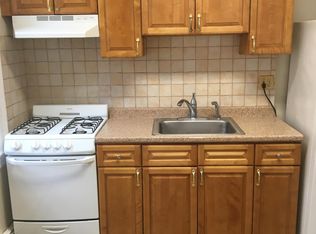 102 W 49th St APT 7, Bayonne, NJ 07002